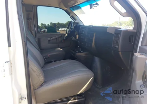 2018 Chevrolet Express 2500 Work Van из США, поврежденный, VIN 1GCWGAFG8J1339861